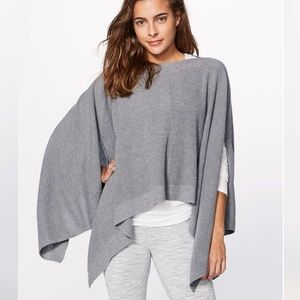 Lululemon Forward Flow Cape